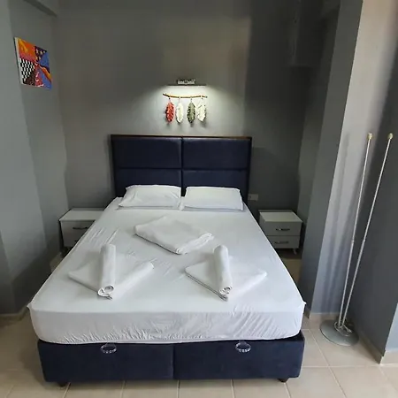 Sea View , 2 Person Jacuzzi,sea 50 Meters شقة *
